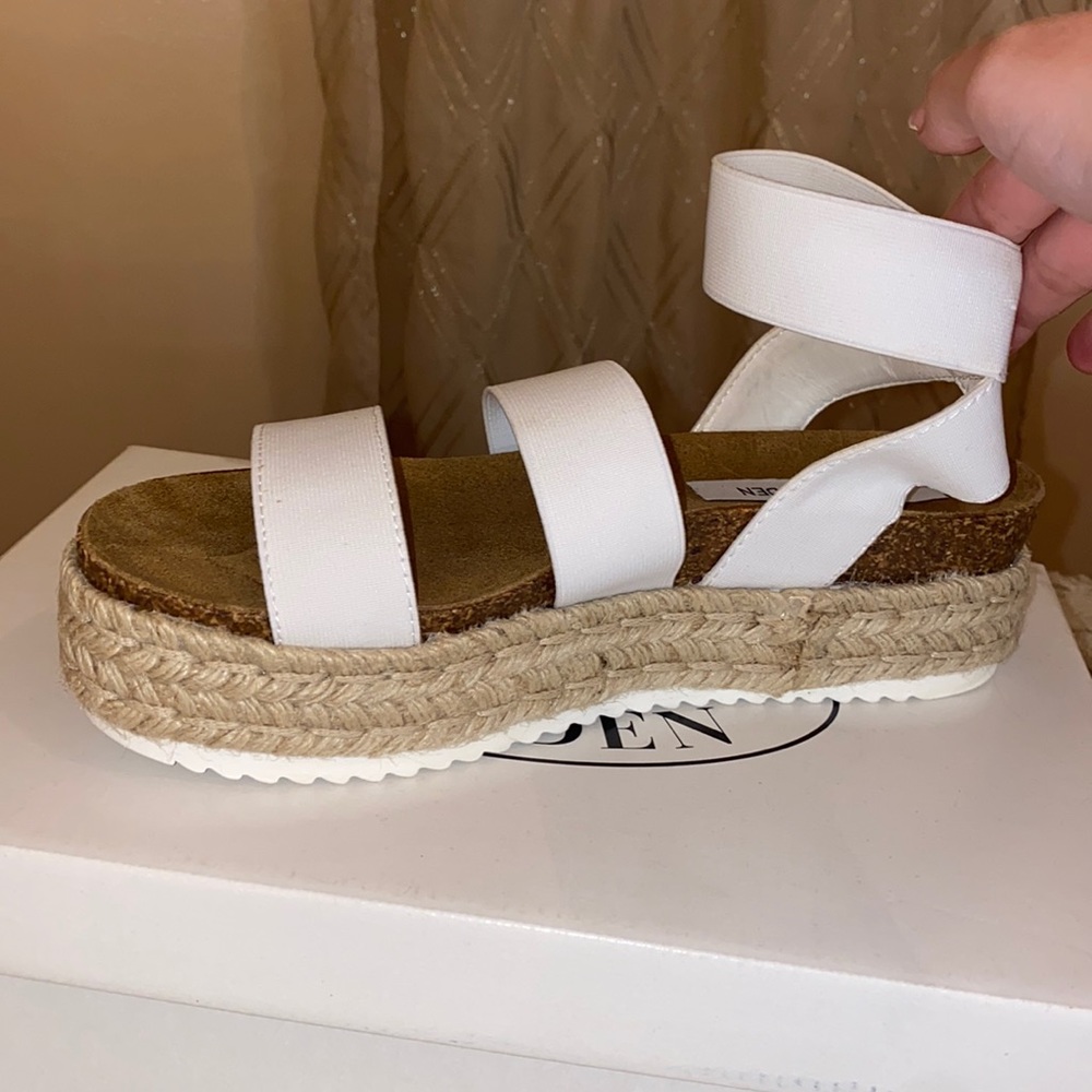 Steve Madden White Kimmie Sandals